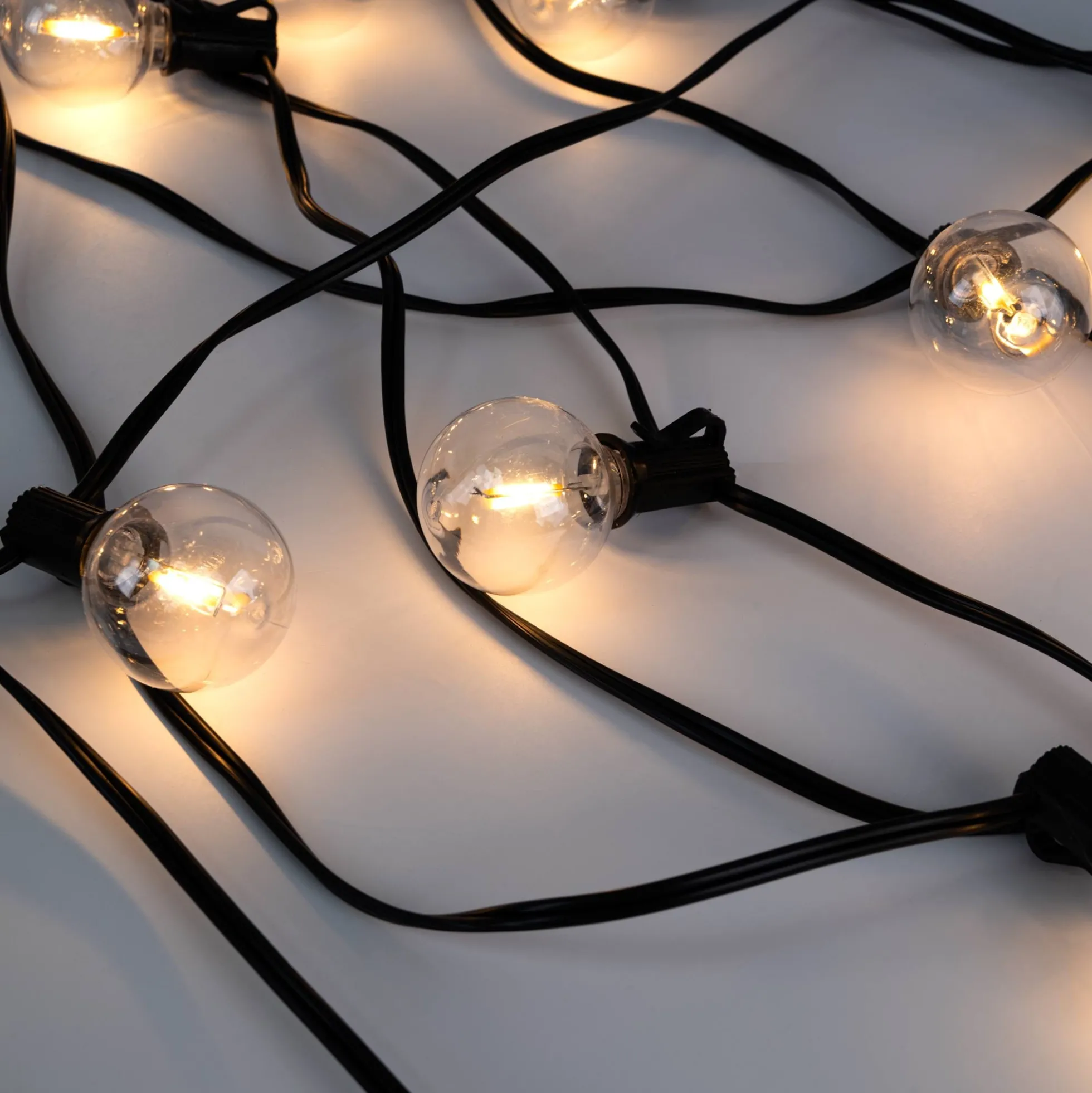 Guirnalda solar exterior - 25 Bombillas LED filamento E10 - IP44 - 9,2 metros