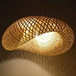 Lampara colgante de mimbre