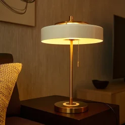 Lampara de mesa de diseño 
