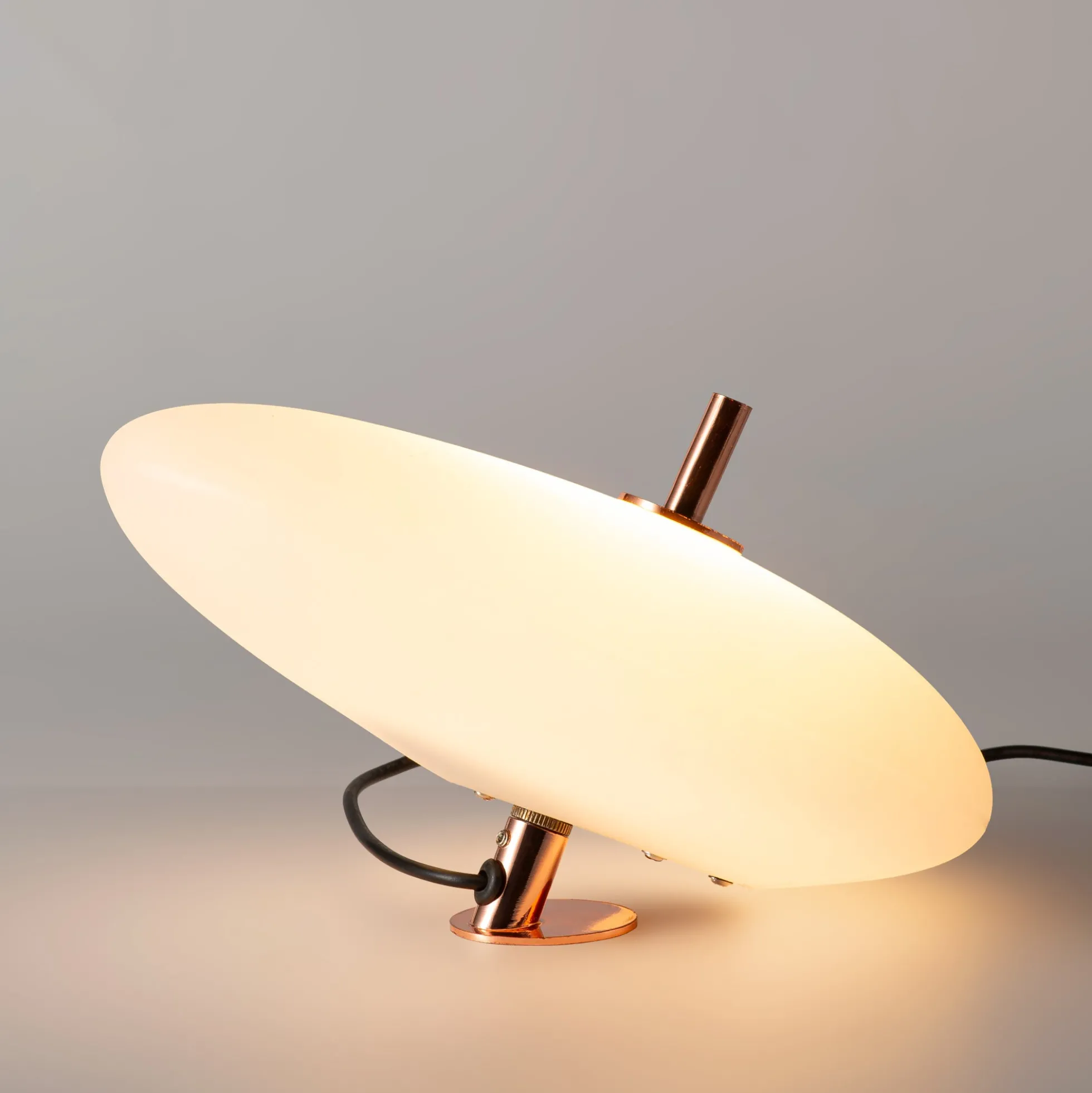 Lampara de mesa de policarbonato "PEBBLES" - Táctil - 6W