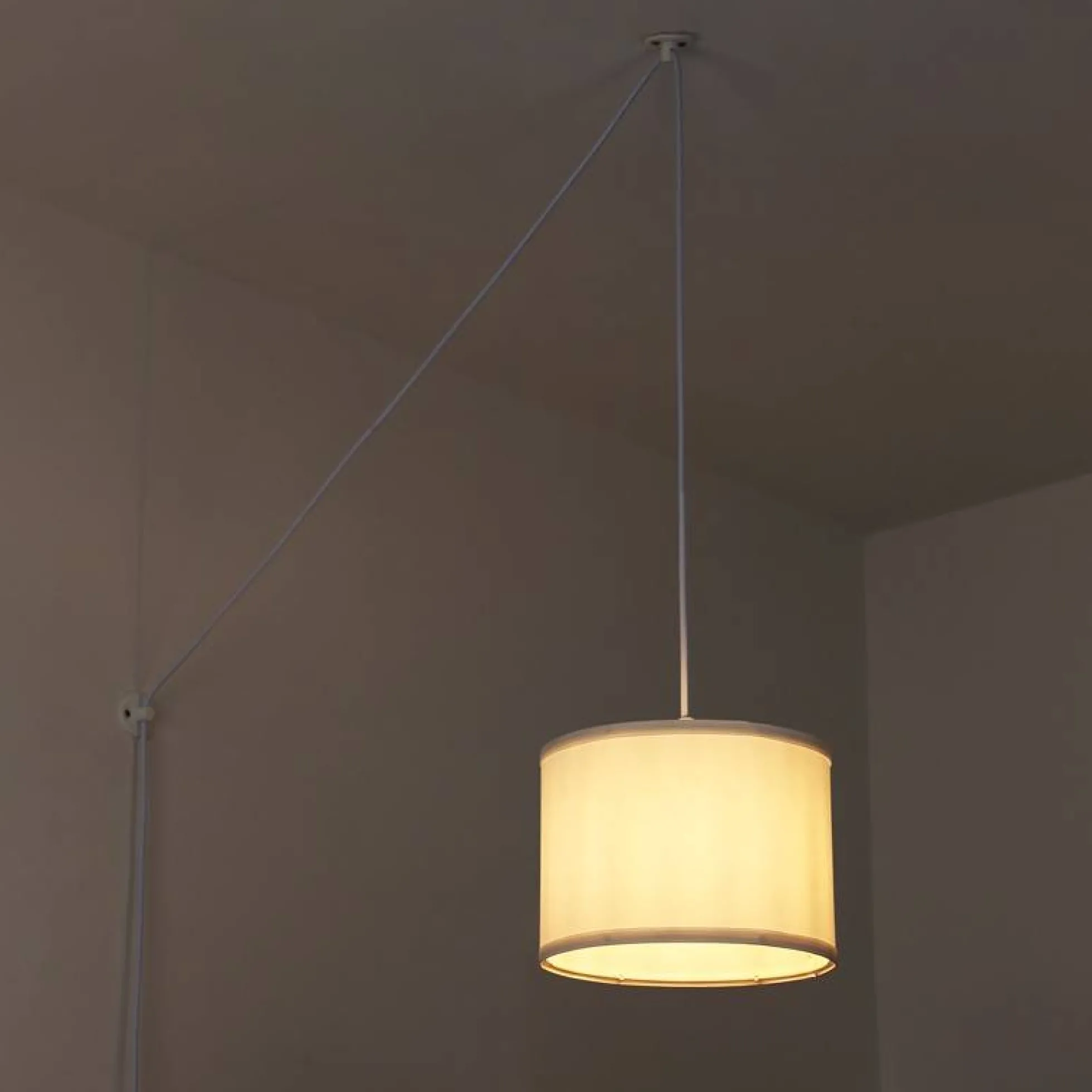 Lámpara colgante decorativa "KIM" - Con cable y enchufe - E27
