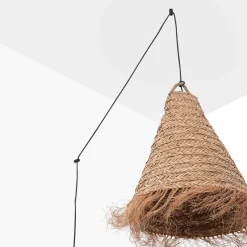 Lámpara colgante de fibras naturales