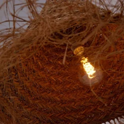 Lámpara colgante de fibras naturales 