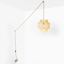 Lámpara colgante de mimbre 