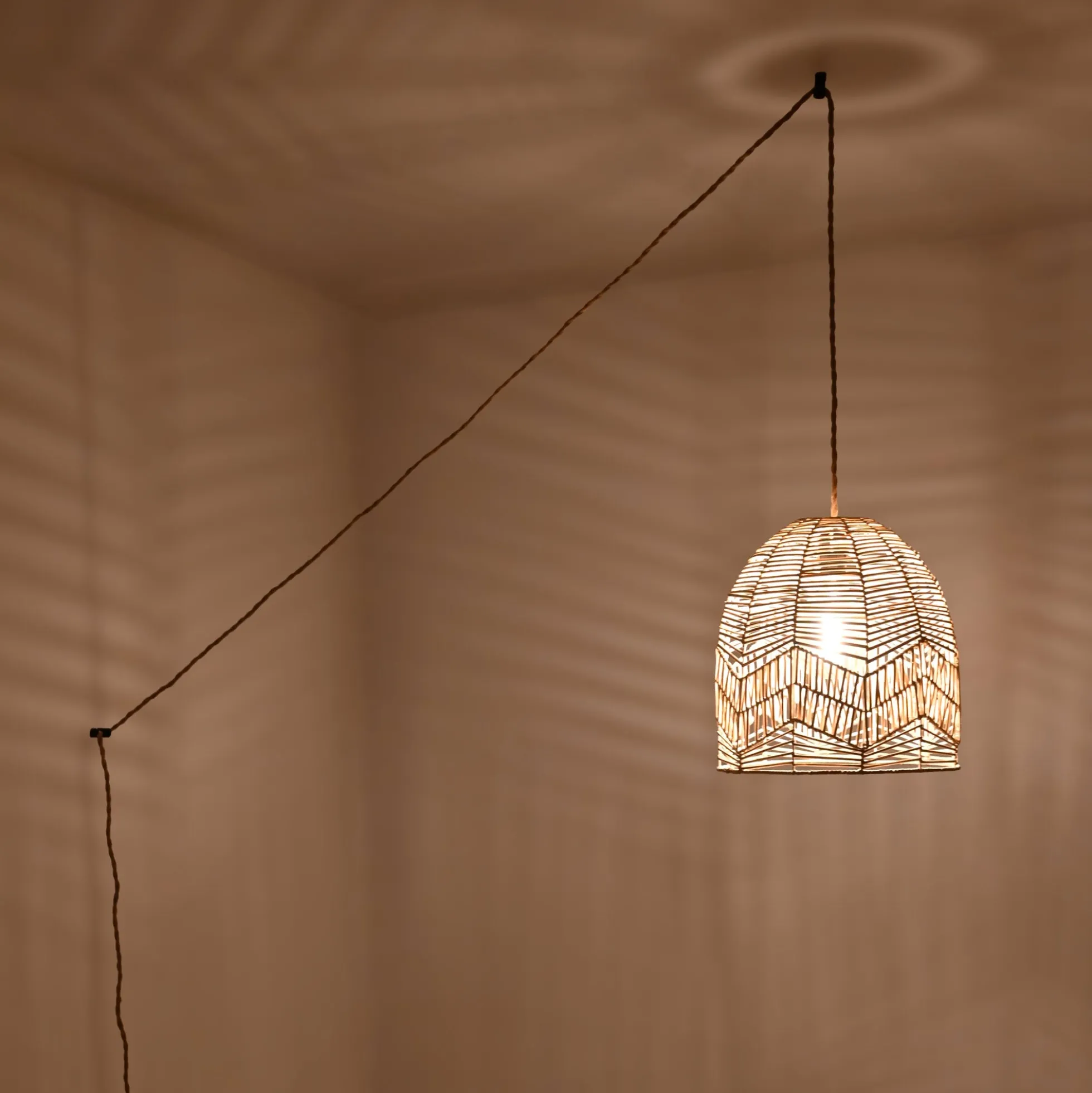 Lámpara colgante de mimbre "NORMA" - Ø35cm - Con interruptor y enchufe - E27