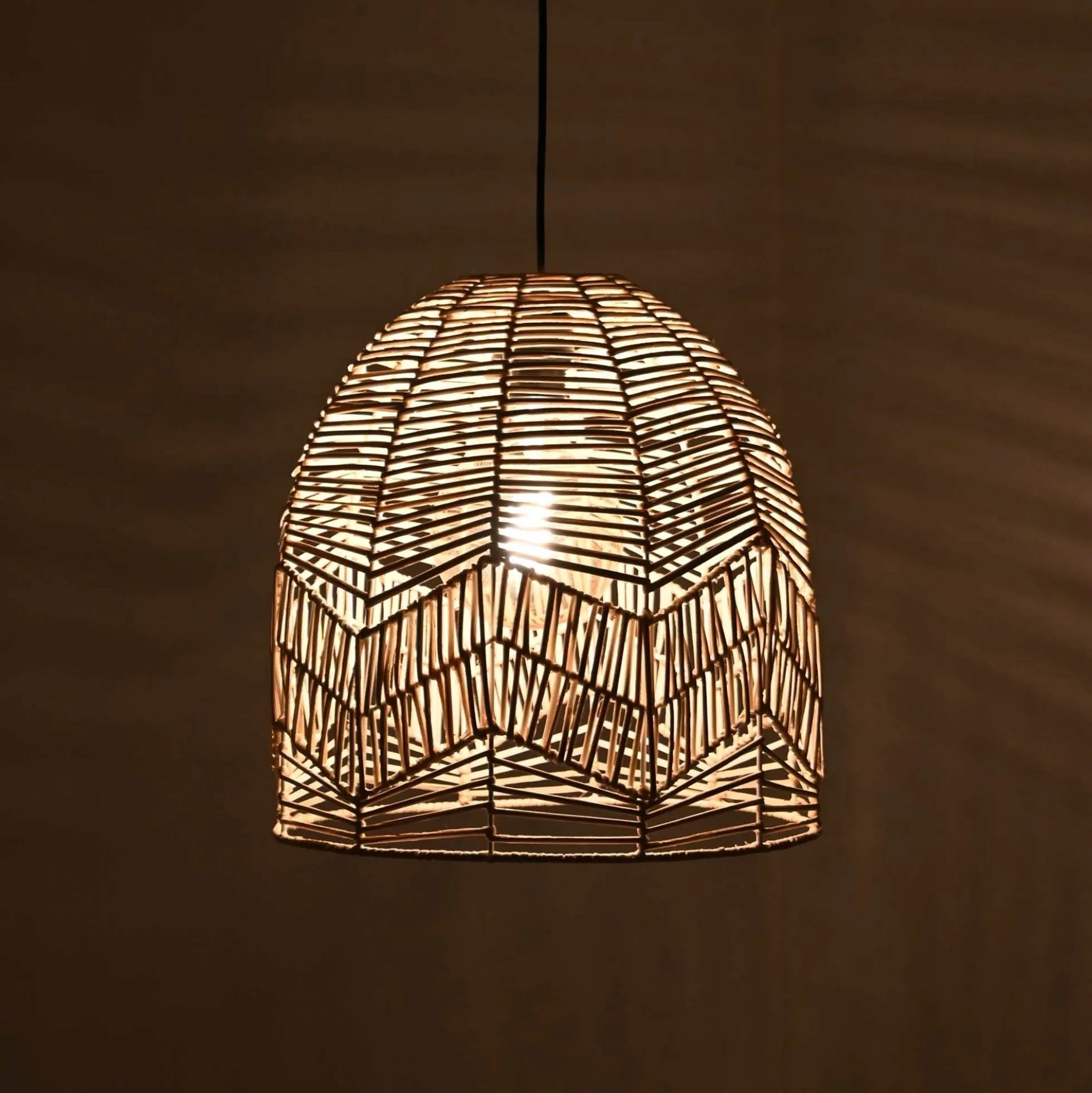 Lámpara colgante de mimbre "NORMA" - Ø35cm - Con interruptor y enchufe - E27