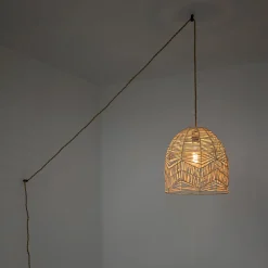 Lámpara colgante de mimbre