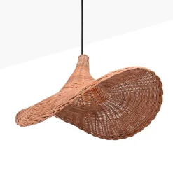 Lámpara colgante de mimbre