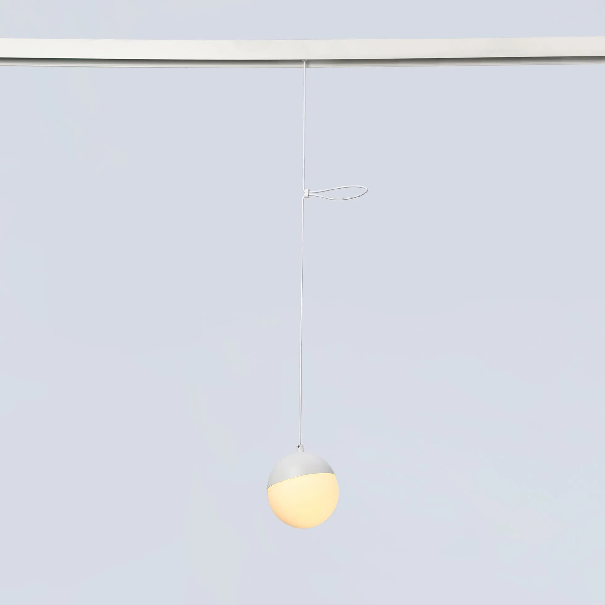 Lámpara colgante LED esfera para carril magnético 48V - 6W - 2700K - CRI90