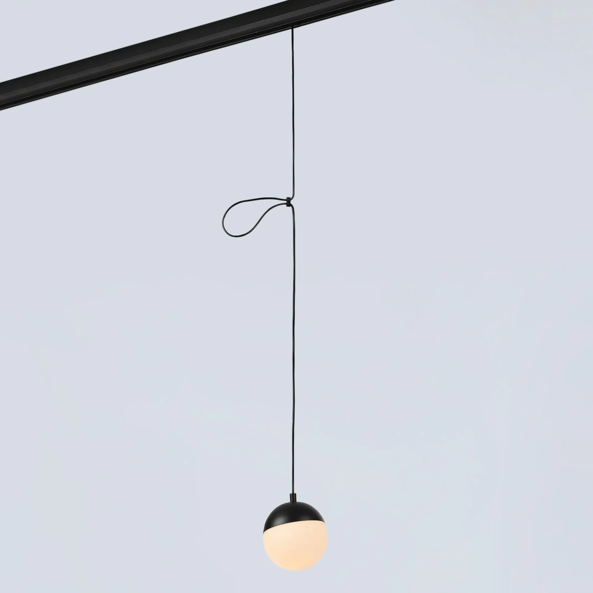 Lámpara colgante LED esfera para carril magnético 48V - 6W - 2700K - CRI90