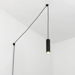 Lámpara colgante minimalista con cable y enchufe 