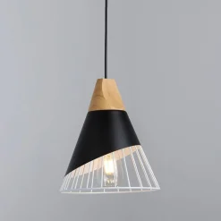 Lámpara colgante nórdica en metal y madera 