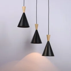 Lámpara colgante triple de metal y madera "Lima"