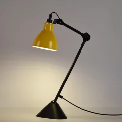 Lámpara de mesa articulada