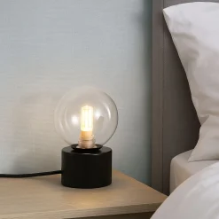 Lámpara de mesa con esfera de cristal