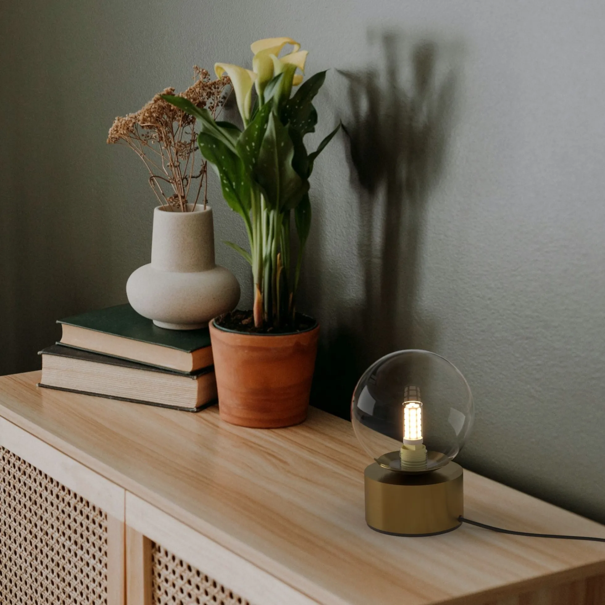 Lámpara de mesa con esfera de cristal "BASS" - G9
