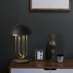Lámpara de mesa de diseño 