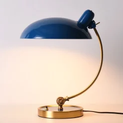 Lámpara de mesa de diseño