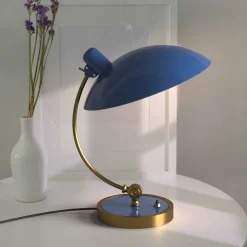 Lámpara de mesa de diseño