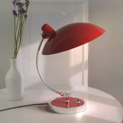 Lámpara de mesa de diseño