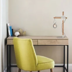 Lámpara de mesa de madera natural