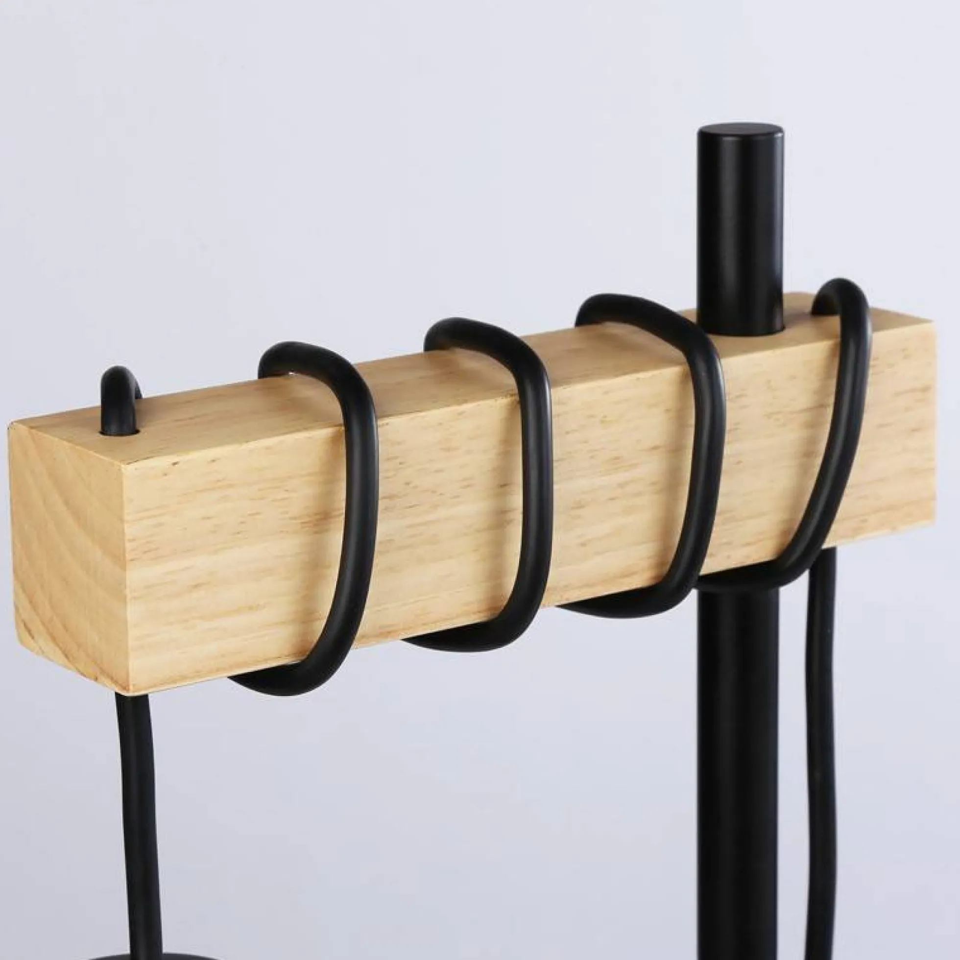 Lámpara de mesa de madera "WOODA"