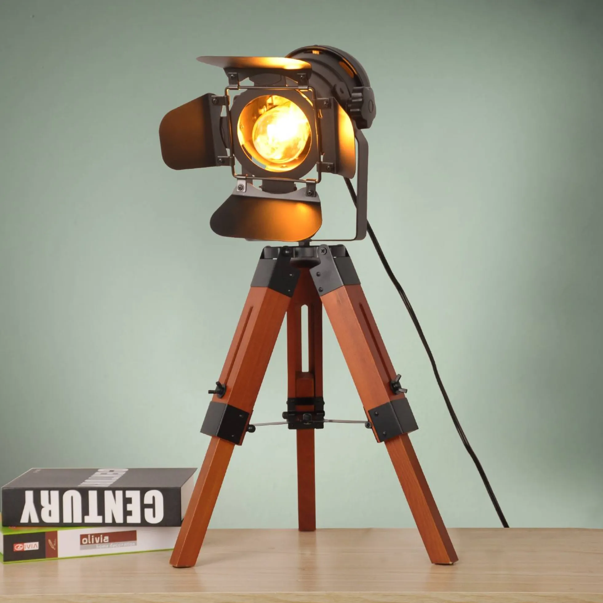 Lámpara de mesa vintage con trípode "Cinema Mini"