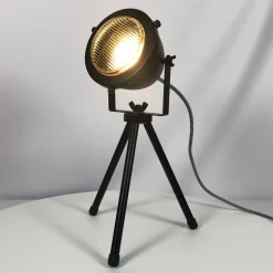Lámpara de mesa vintage metal
