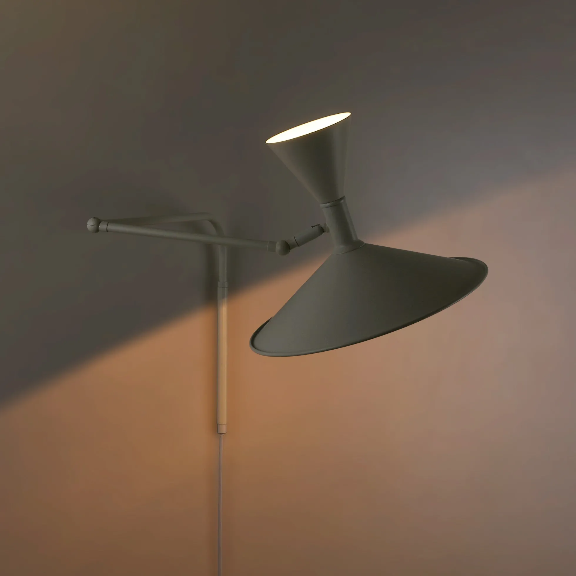Lámpara de pared de diseño "NIM" - E14 + G9