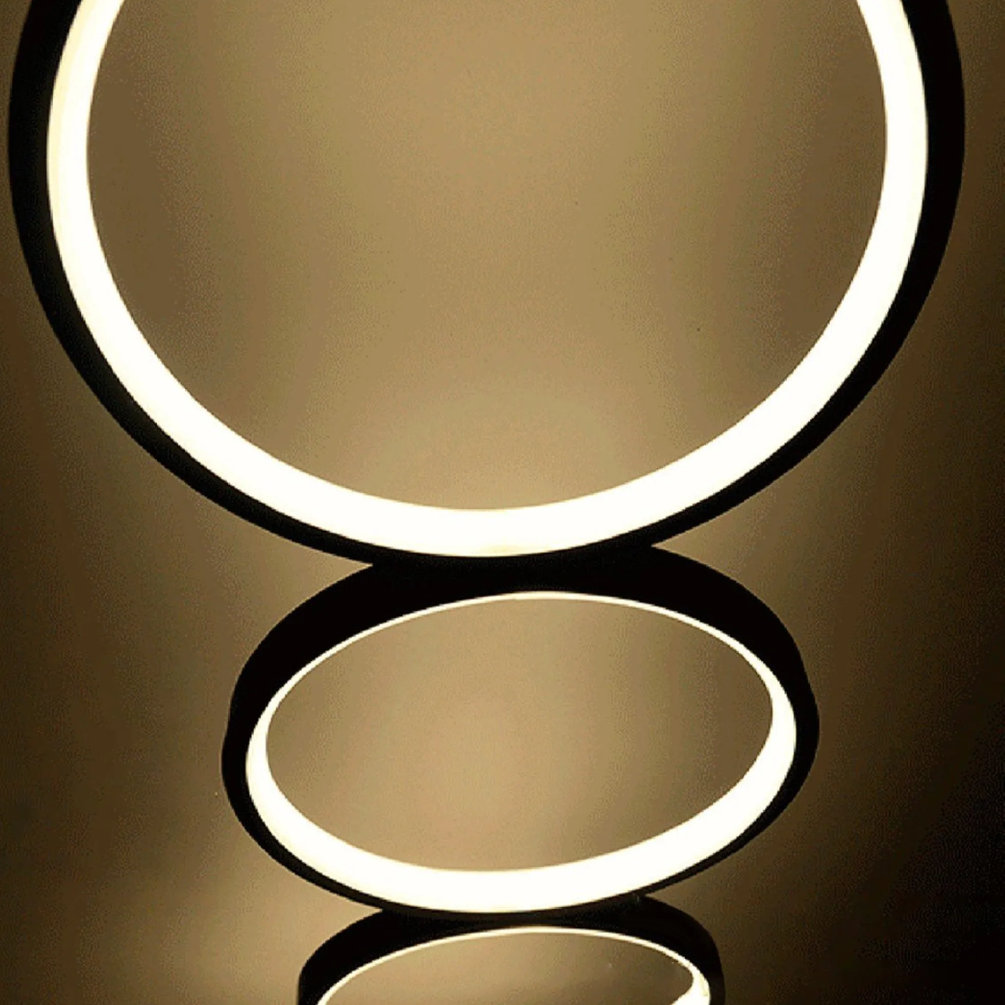 Lámpara de pie LED de aluminio "NATALIE" - 30W - Luz cálida