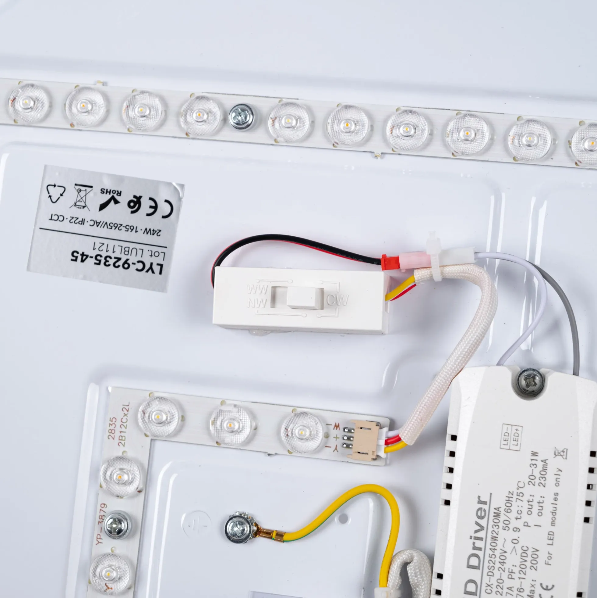 Lámpara de techo LED tipo plafón CCT 24W - Efecto madera - Ø45cm