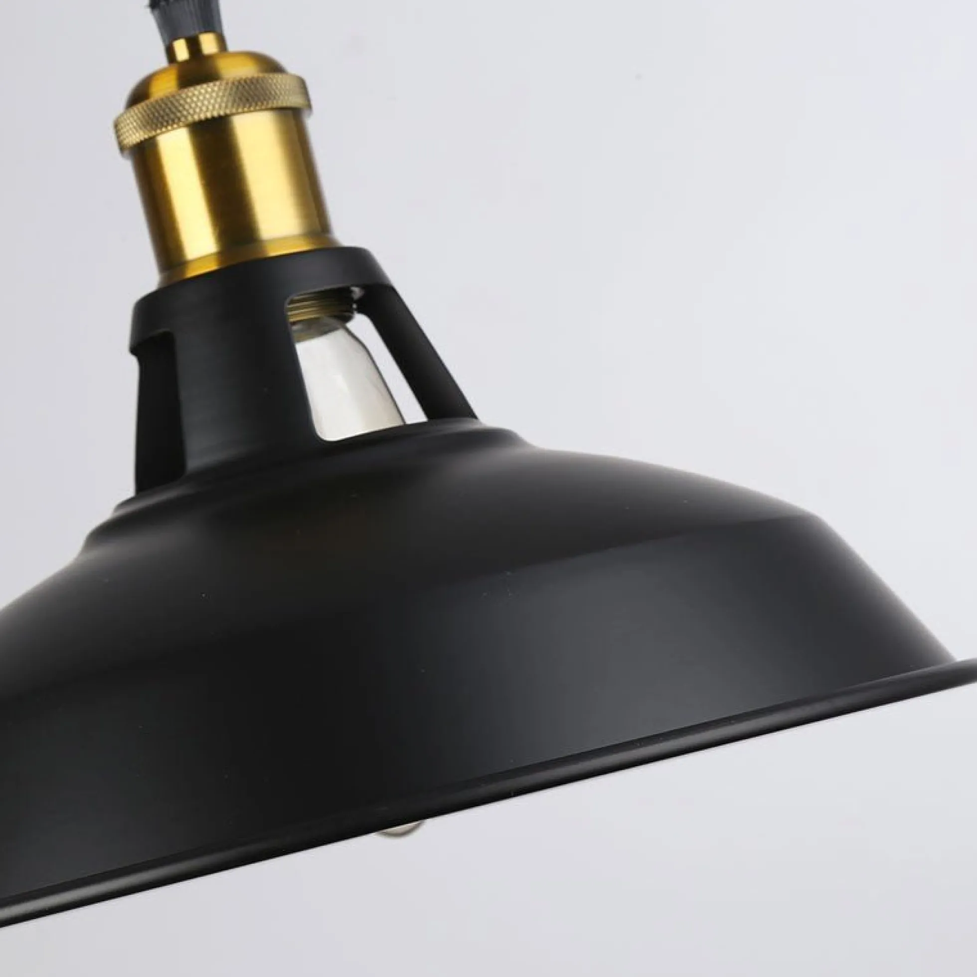 Lámpara industrial retro colgante "MANACOR" con cúpula de metal