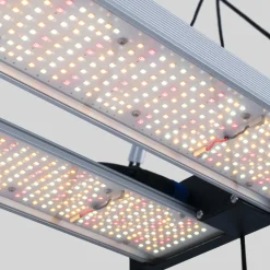 Luminaria LED de cultivo interior - 250W - Regulable 0-10V - Grow light Full Spectrum