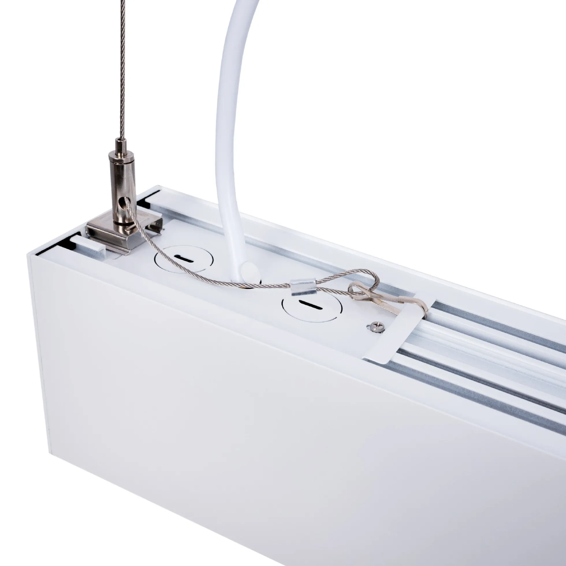 Luminaria lineal colgante "Blue Skylight" SMART - CCT - Efecto cielo - 48W - UGR16