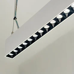 Luminaria lineal LED CCT - Suspensión/superficie - Potencia ajustable 20W/30W/40W - 120cm - UGR 17