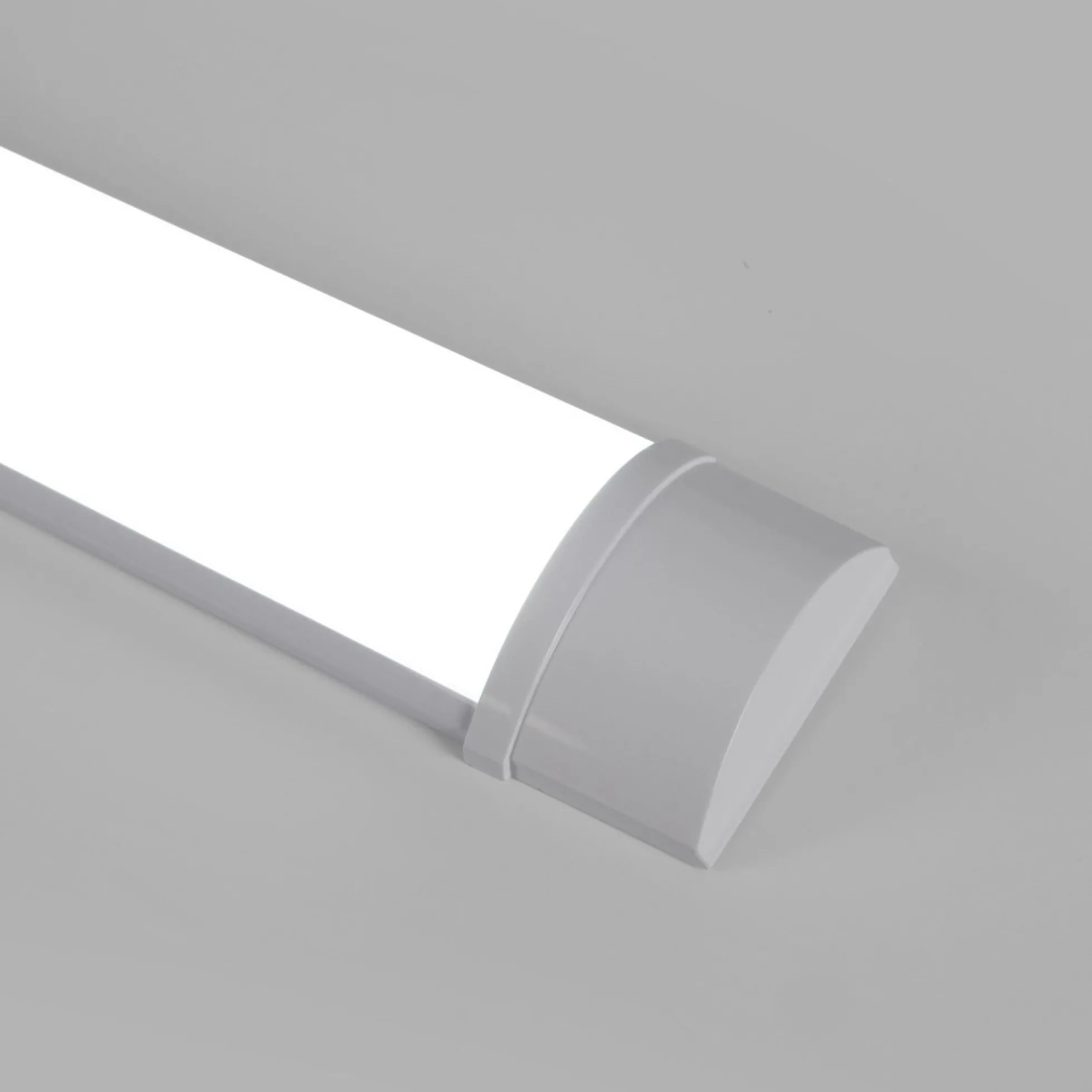Luminaria lineal LED de alta potencia - 36W - 120cm - IP20