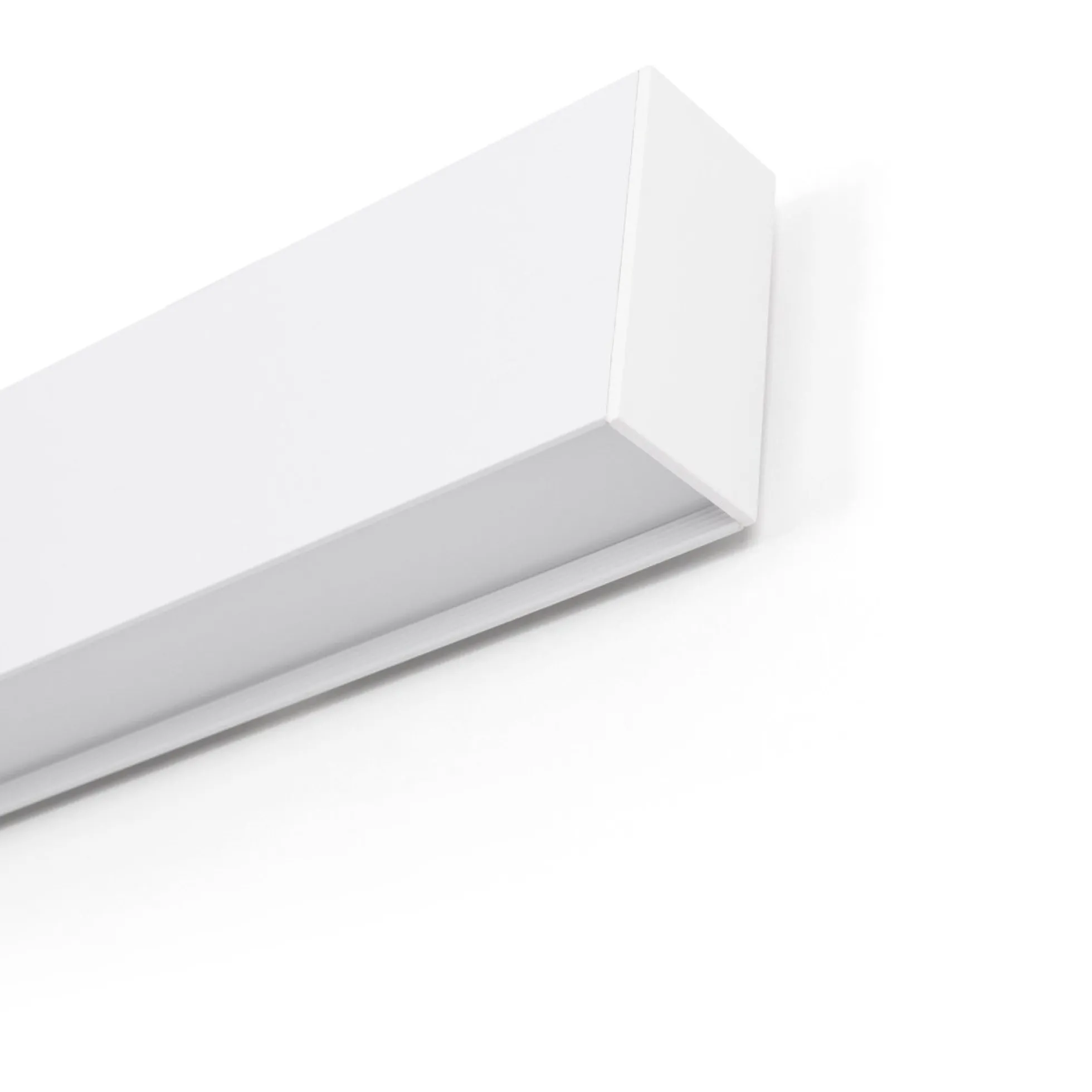 Luminaria lineal LED de suspensión / superficie 24W - Slim - 80cm - 1700lm