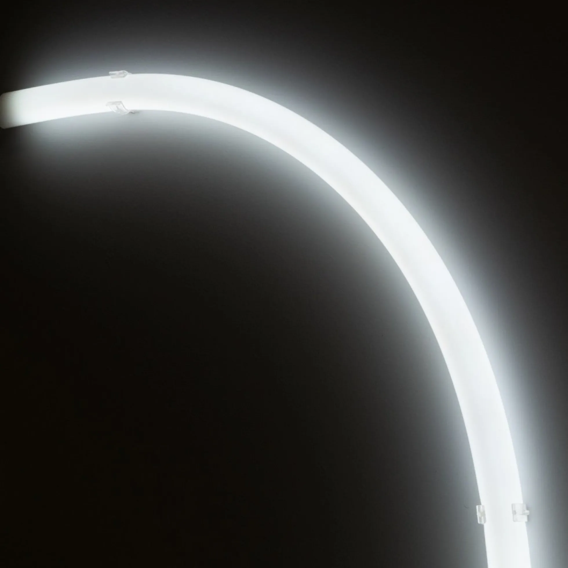 Neón LED flexible 360º circular - Ø22mm - 2 metros - 24V DC - 240Ch/m - 19,2W/m - IP65