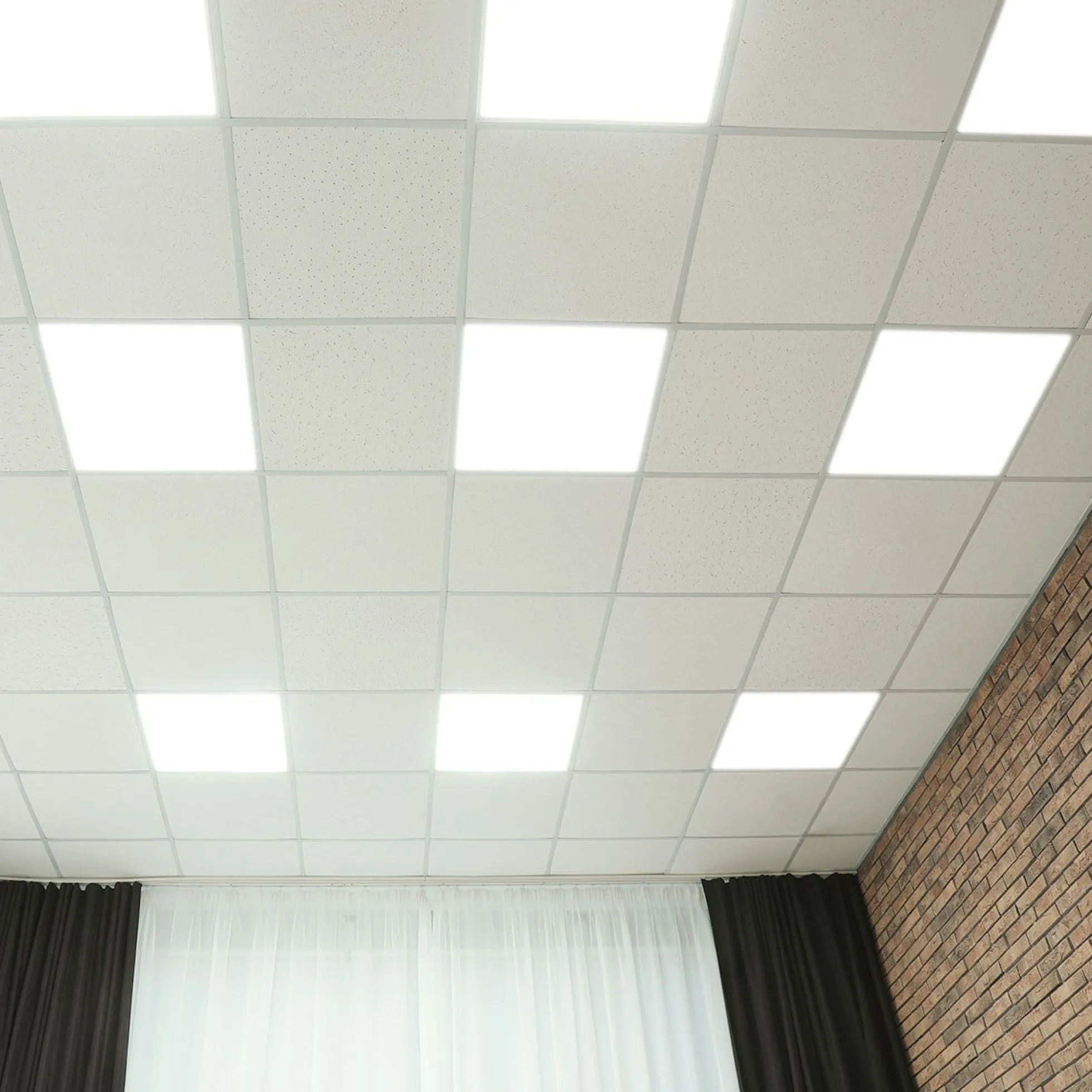 Pack de 4 paneles LED slim CCT regulable con mando - 60x60cm - 40W