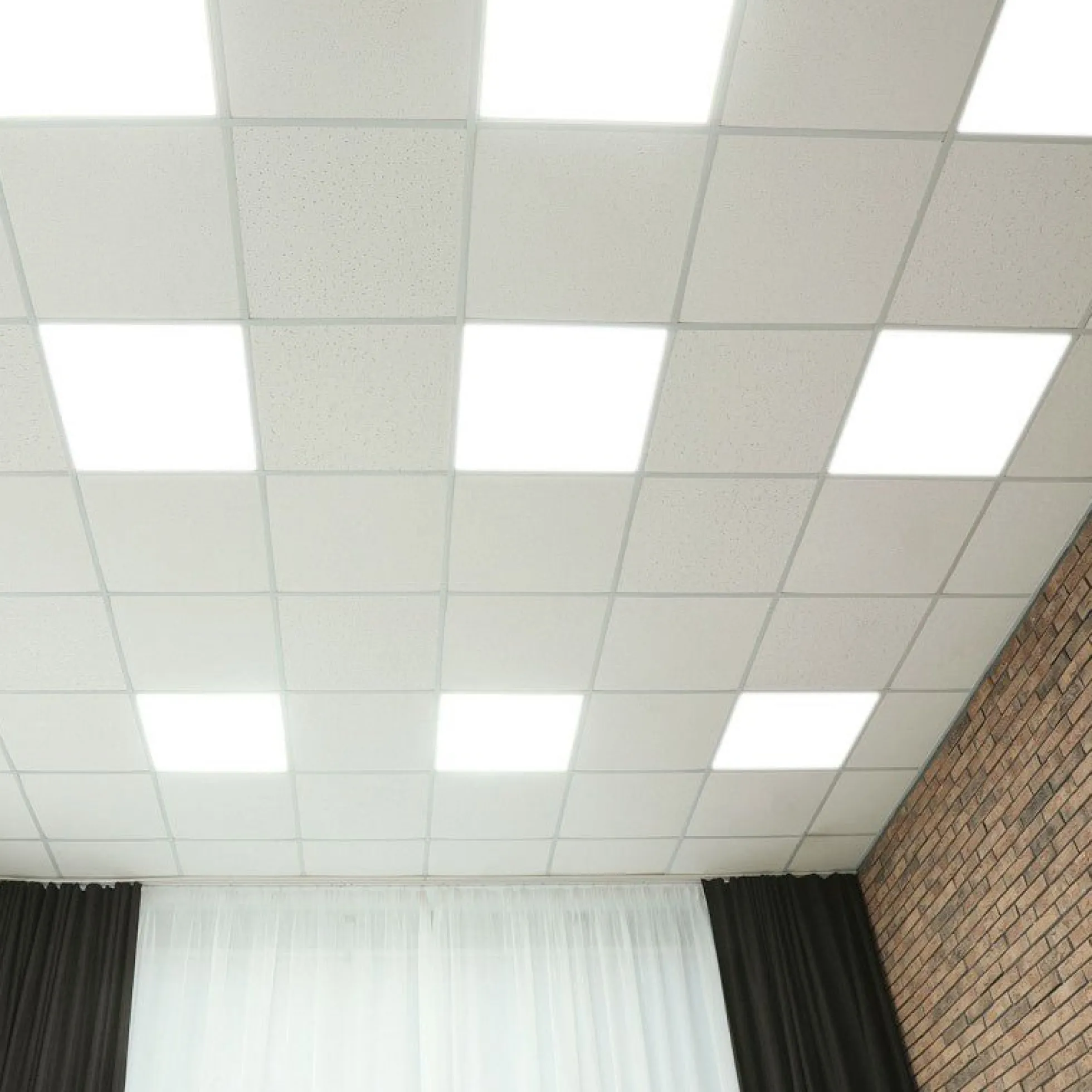 Pack de 2 paneles LED slim 60X60 cm - Driver Philips - 44W - UGR19 - IP40