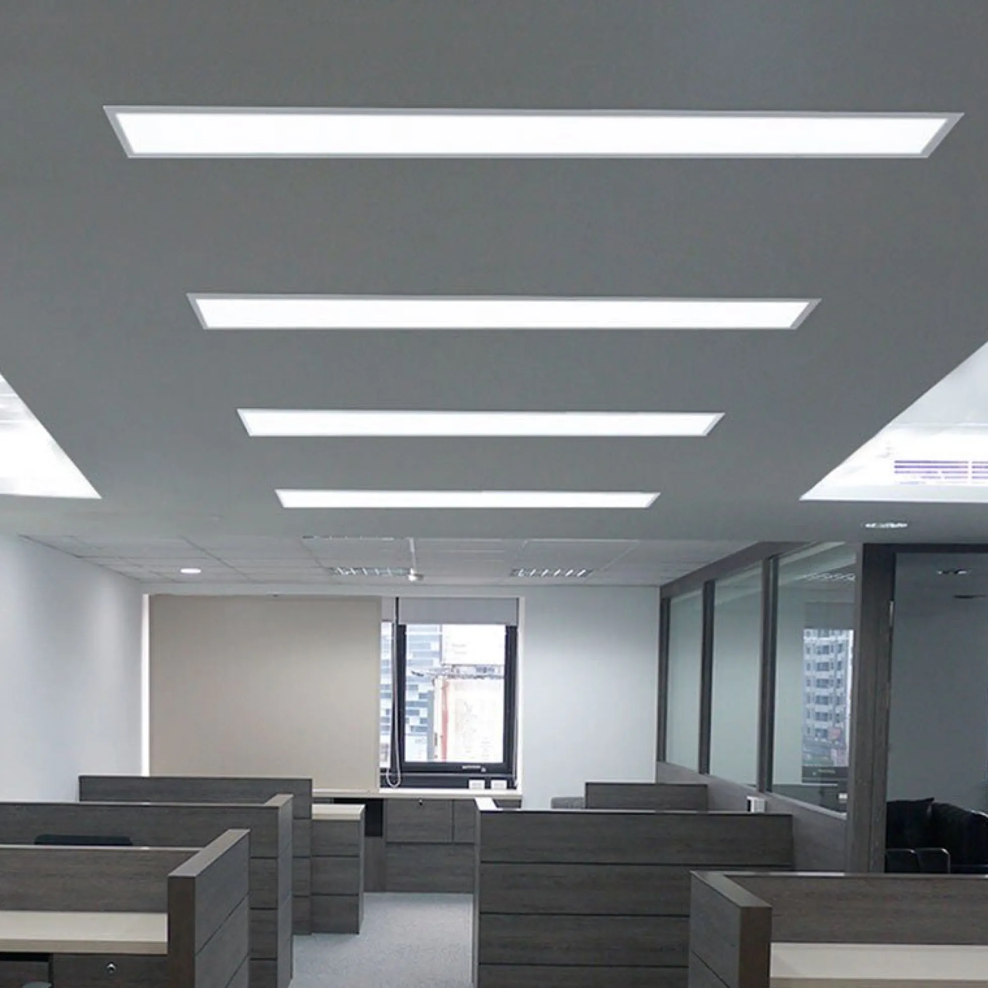 Panel LED de empotrar 1200X600mm Slim 72W PHILIPS DRIVER UGR19 con KIT de montaje