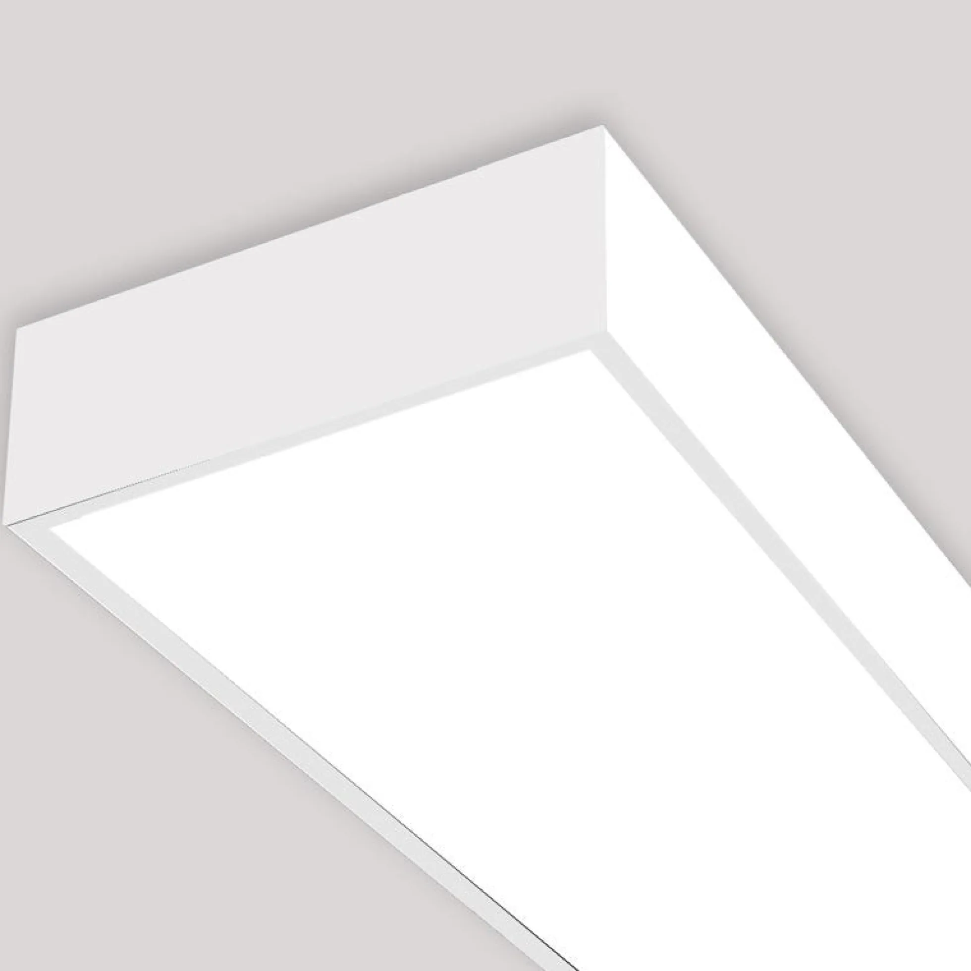 Panel LED slim de superficie 120X30 cm - Driver Philips - 44W - UGR19 - Con KIT de montaje