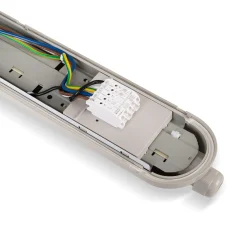 Pantalla estanca LED lineal enlazable- Regulable DALI - CCT - 150cm - 55W - Driver LIFUD - IP65