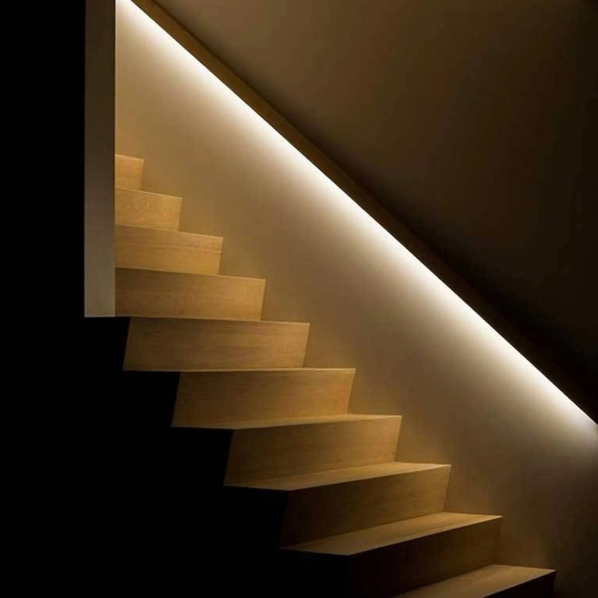Perfil de aluminio blanco para tira LED 23x15mm (2 metros)