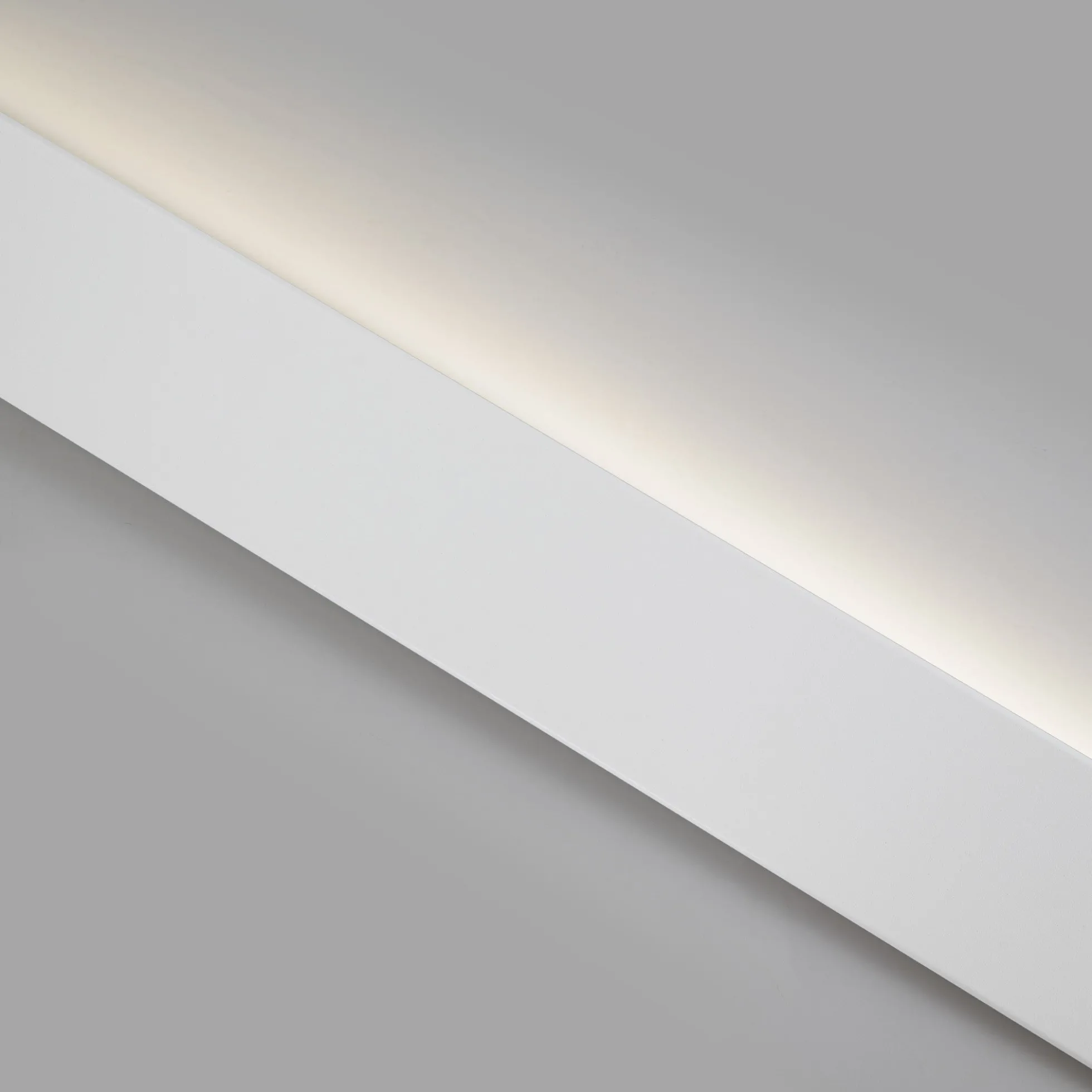 Perfil de aluminio superficie - Tira LED ≤ 12mm - 23.5x57.8mm - 2 metros