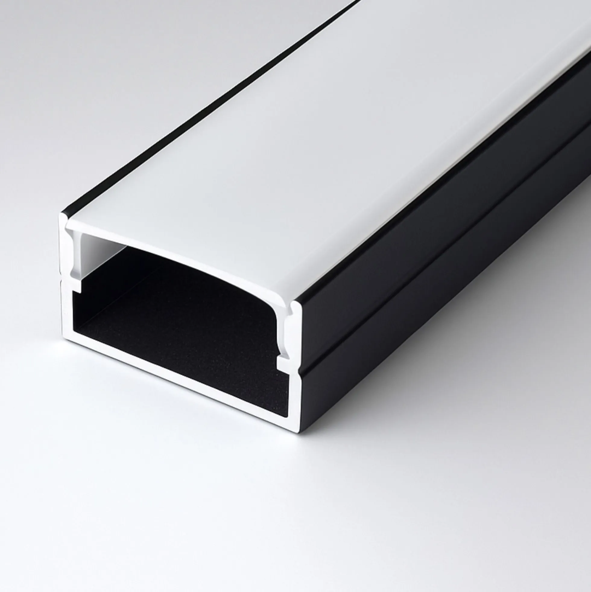 Perfil tira LED de superficie con difusor - 20x10mm - Tira LED ≤15mm - 2 metros