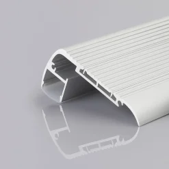 Perfil tira LED para escaleras - 27x63mm - Con difusor - 2 metros