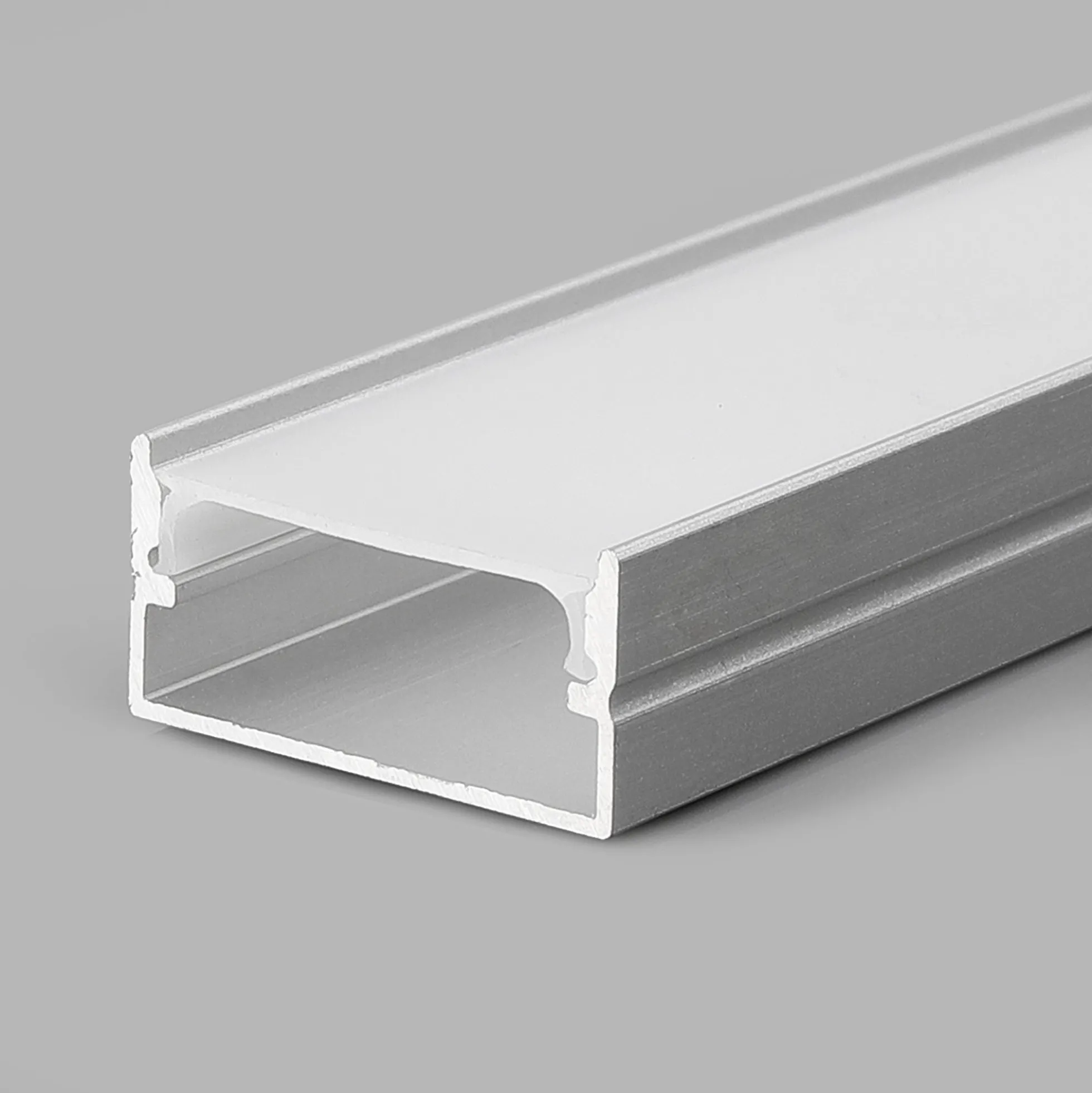 Perfil tira LED superficie - 10x30mm - Con difusor - 2 metros