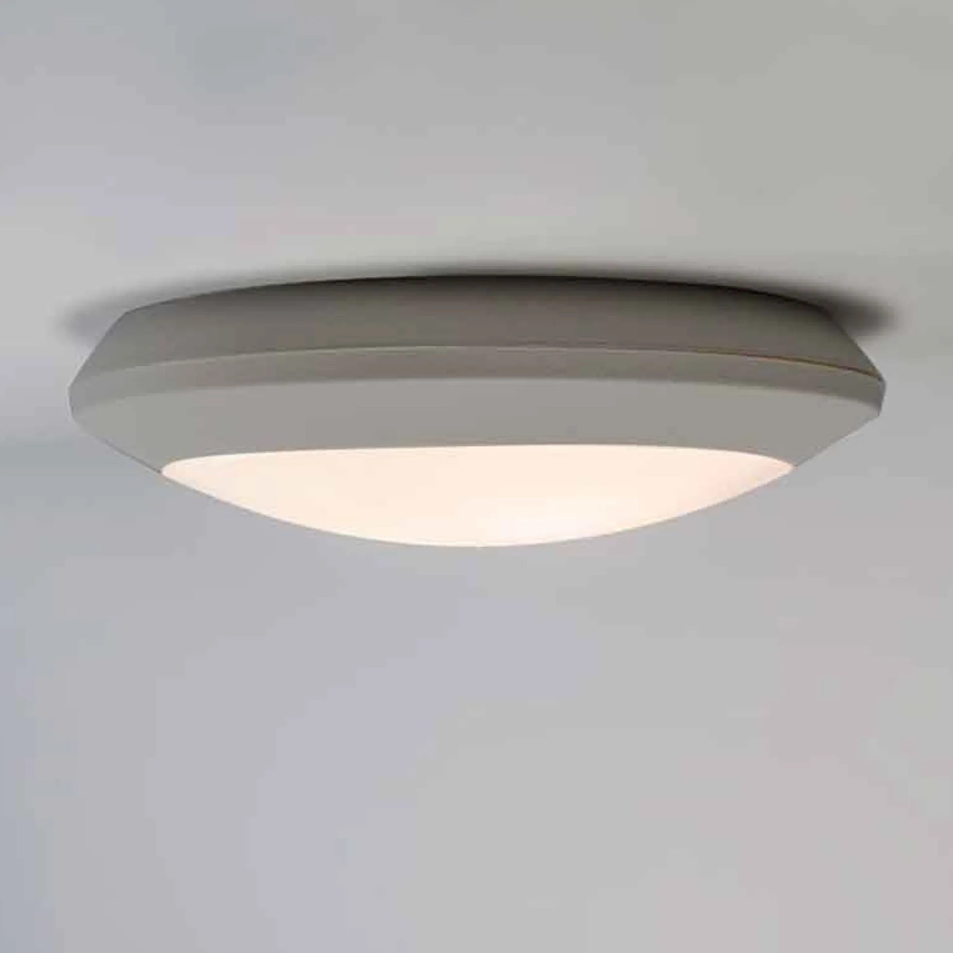 Plafón de exterior estanco de pared o techo FUMAGALLI BERTA E27 IP66