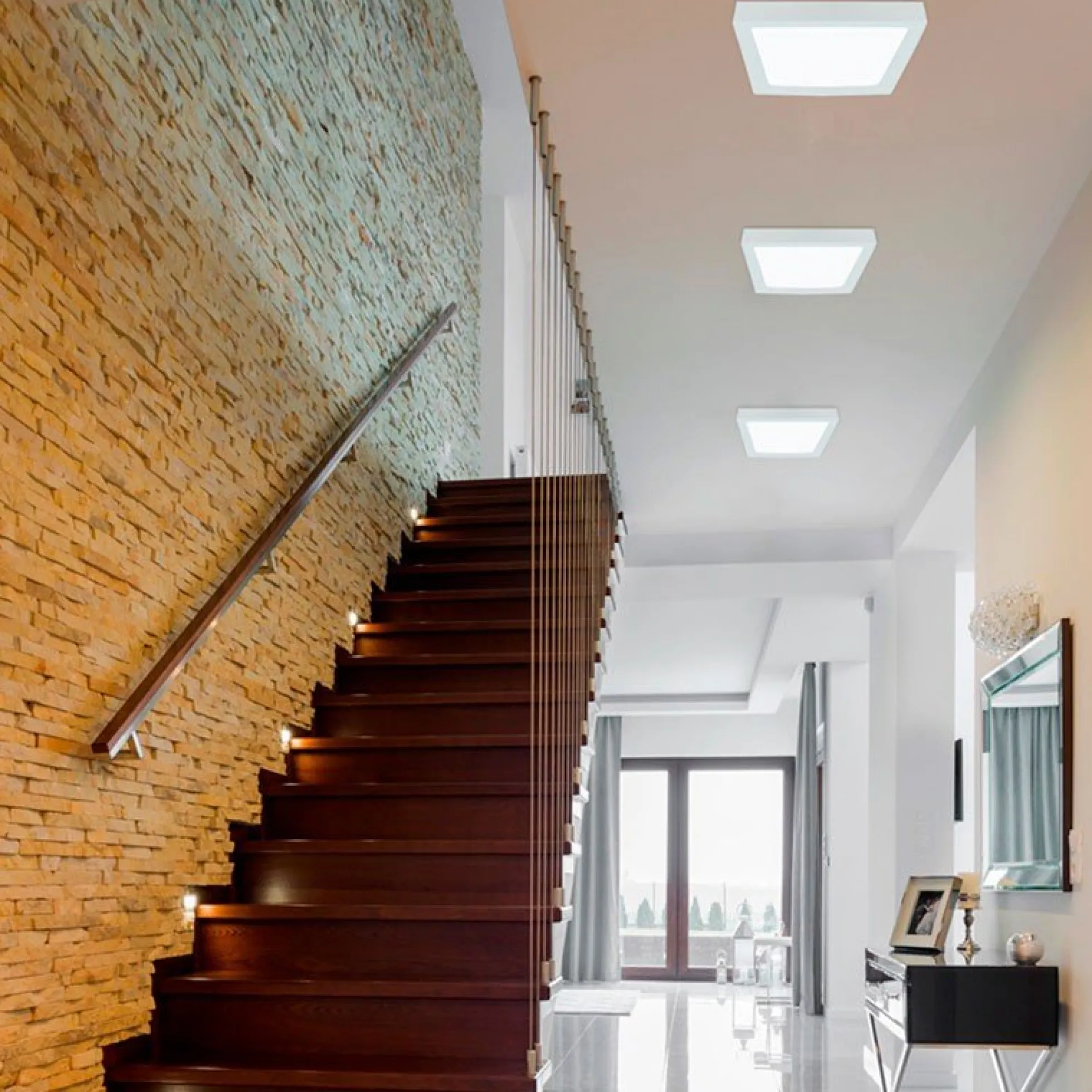 Plafón LED cuadrado de superficie 24W Alta Eficiencia